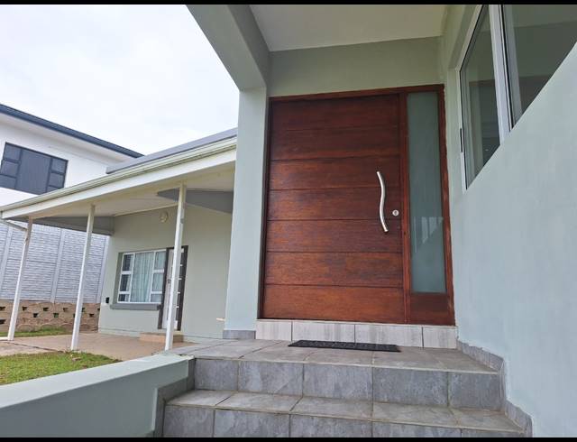 4 BEDROOM HOUSE FOR SALE IN UVONGO